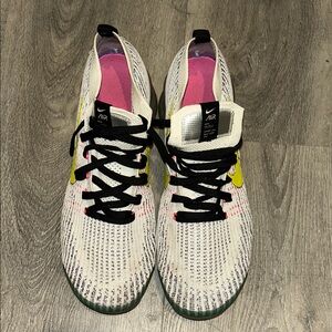 Nike Air men’s  White and Pink Sneakers